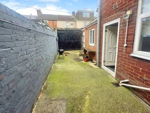 Photo 13- click for photo gallery